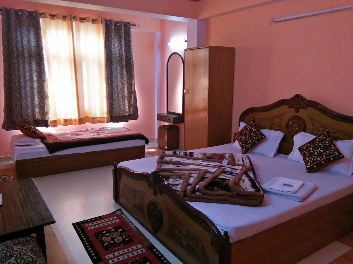 Hotel Rock Stone Masuri Exterior foto