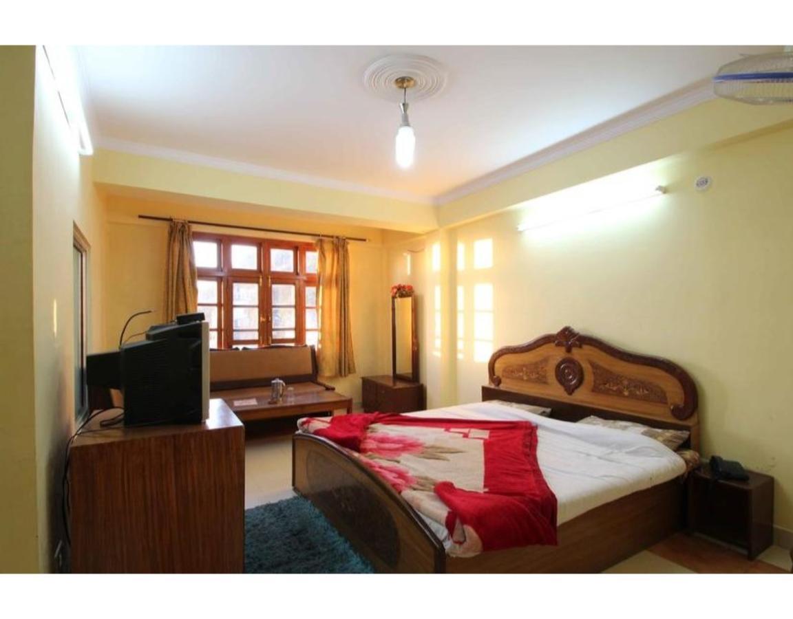 Hotel Rock Stone Masuri Exterior foto